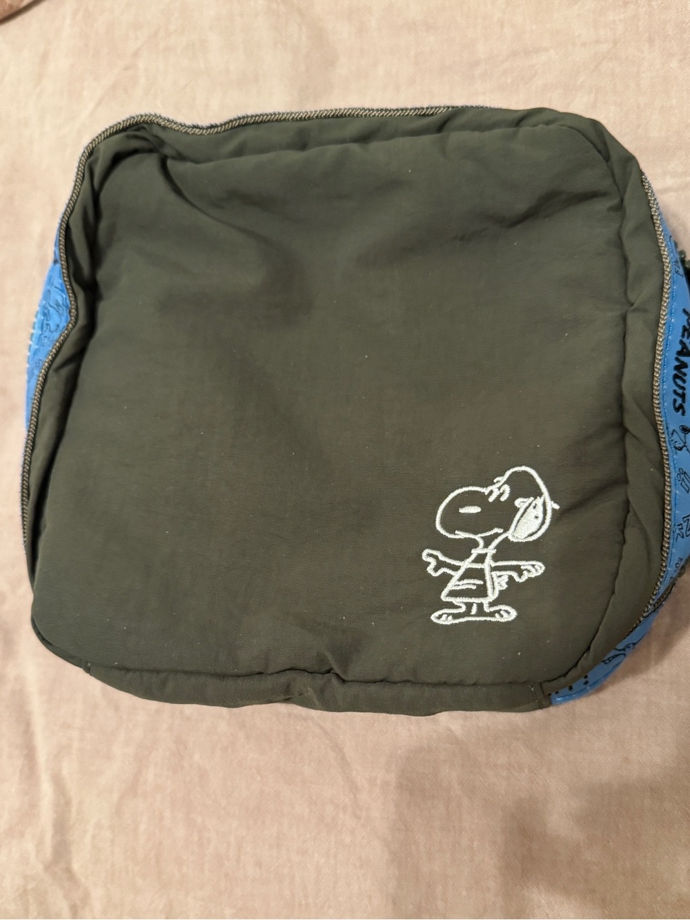 Peanuts Snoopy Travel Cosmetic Pouch small bag make up bag organizer